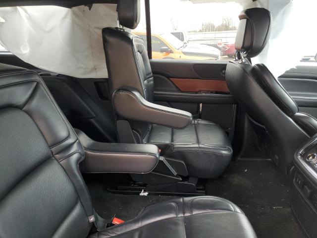 Photo 11 from auction – 2019 LINCOLN NAVIGATOR with VIN 5LMJJ2JTXKEL05087
