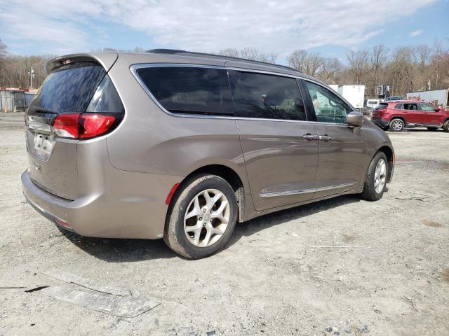 Photo 3 from auction – 2017 CHRYSLER PACIFICA T with VIN 2C4RC1BG4HR704752