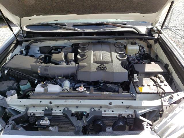 Photo 12 from auction – 2019 TOYOTA 4RUNNER SR with VIN JTEBU5JR1K5733621