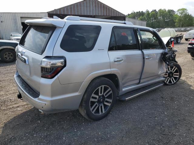 Photo 3 from auction – 2018 TOYOTA 4RUNNER SR with VIN JTEZU5JR0J5184751