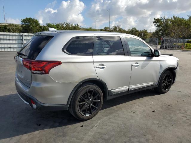 Photo 3 from auction – 2018 MITSUBISHI OUTLANDER with VIN JA4AD3A30JJ001884