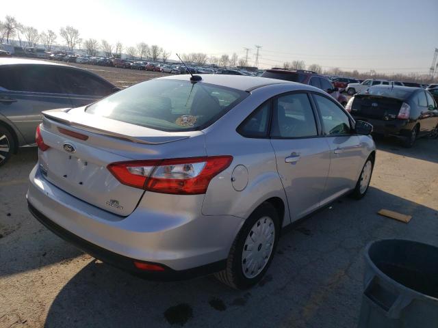 Zdjęcie 3 z aukcji – 2013 FORD FOCUS SE z VIN 1FADP3F28DL122123