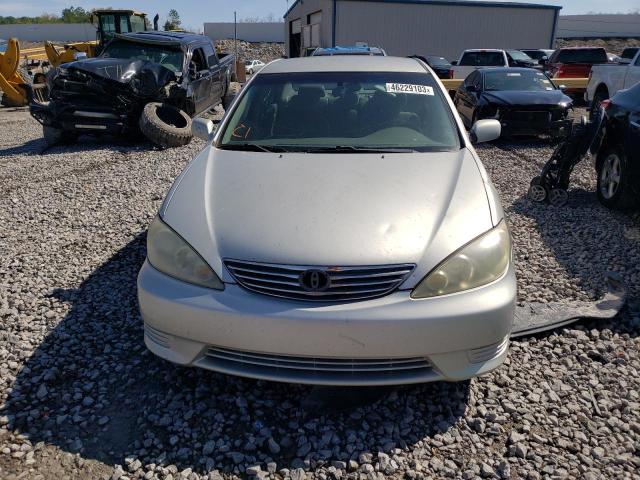 Photo 5 from auction – 2005 TOYOTA CAMRY LE with VIN 4T1BE32K95U068982