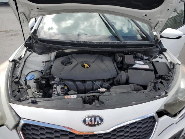 Photo 11 from auction – 2016 KIA FORTE LX with VIN KNAFK4A6XG5459738