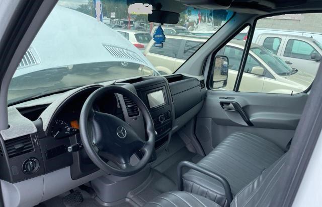 Photo 9 from auction – 2017 MERCEDES-BENZ SPRINTER 2 with VIN WD3PE7CD5HP538746