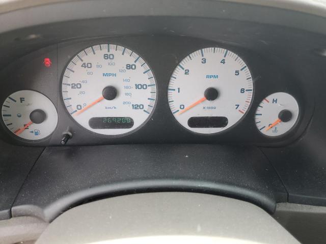 Photo 9 from auction – 2002 CHRYSLER TOWN & COU with VIN 2C4GP44342R706628
