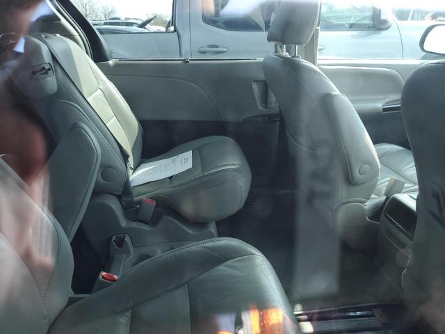 Photo 11 from auction – 2015 TOYOTA SIENNA XLE with VIN 5TDYK3DC2FS676913