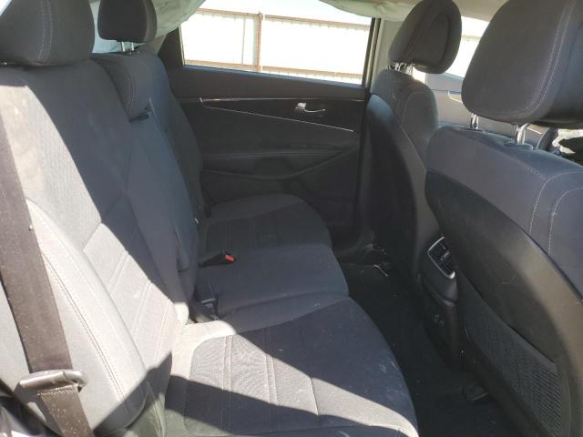 Photo 10 from auction – 2016 KIA SORENTO LX with VIN 5XYPG4A37GG165901