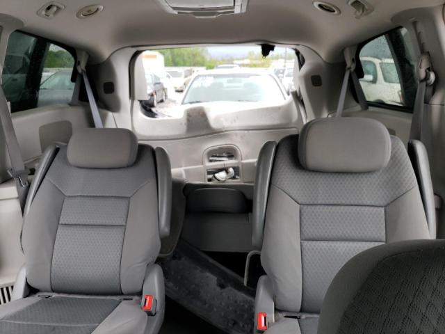 Photo 10 from auction – 2010 CHRYSLER TOWN & COU with VIN 2A4RR5D14AR109902