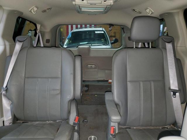 Photo 10 from auction – 2010 CHRYSLER TOWN & COU with VIN 2A4RR5D10AR148504