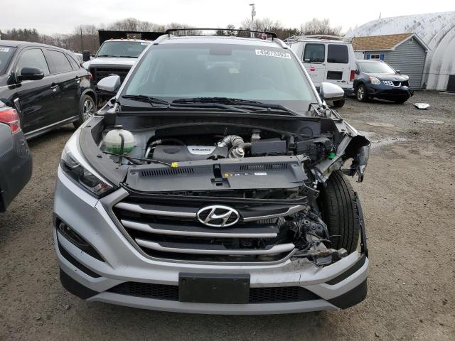 Photo 5 from auction – 2017 HYUNDAI TUCSON LIM with VIN KM8J3CA28HU294681