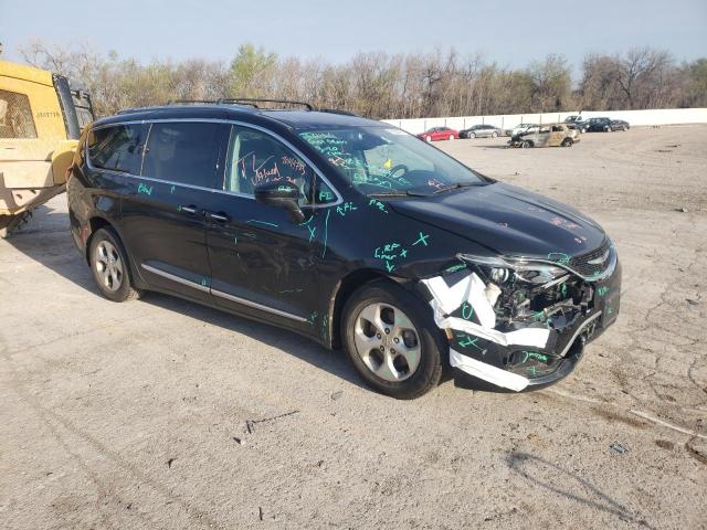 Photo 4 from auction – 2017 CHRYSLER PACIFICA T with VIN 2C4RC1EG2HR734571