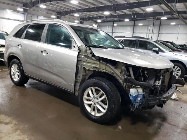 Photo 4 from auction – 2015 KIA SORENTO LX with VIN 5XYKTDA66FG640436