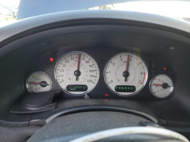 Photo 9 from auction – 2005 CHRYSLER TOWN & COU with VIN 2C4GP54L45R370120