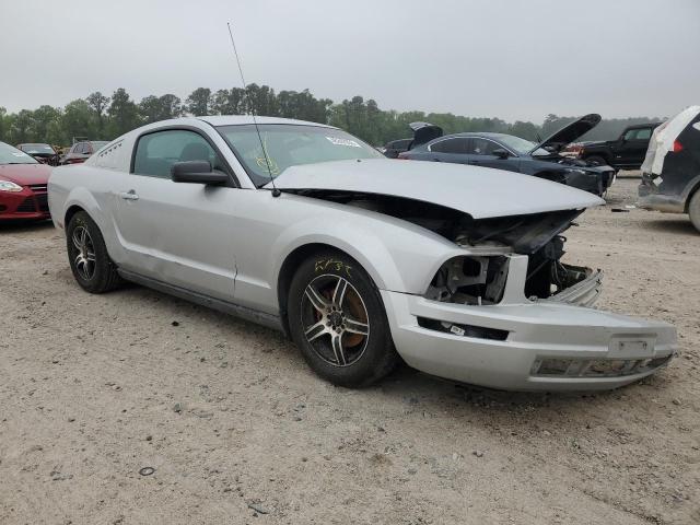 Photo 4 from auction – 2005 FORD MUSTANG with VIN 1ZVFT80N155104614