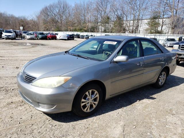 TOYOTA CAMRY LE 2005 with VIN 4T1BF32K35U594277 - Photo from auction