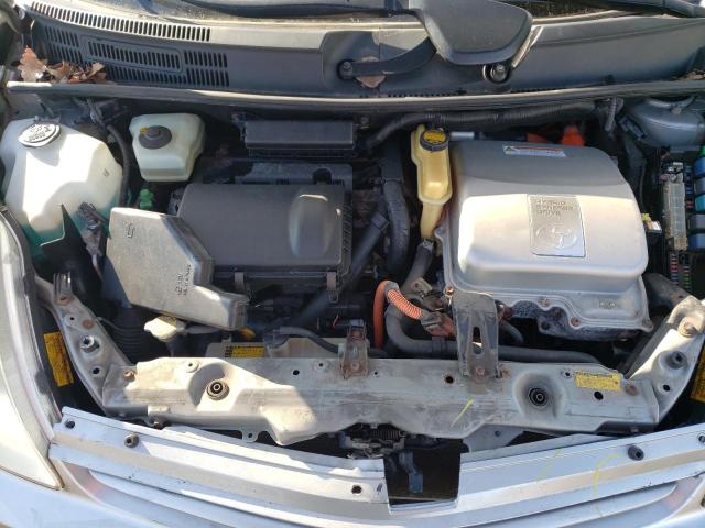 Photo 11 from auction – 2004 TOYOTA PRIUS with VIN JTDKB20U740043953