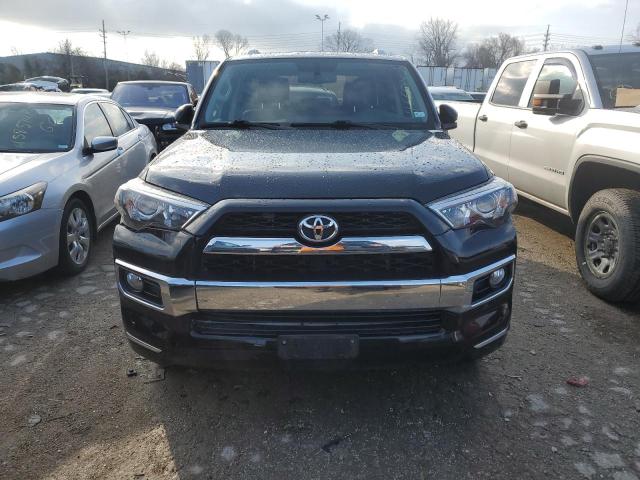 Photo 5 from auction – 2018 TOYOTA 4RUNNER SR with VIN JTEBU5JR5J5581812