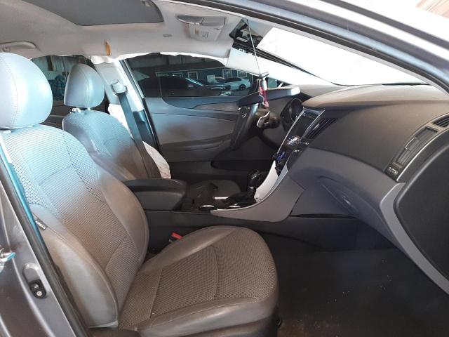 Photo 7 from auction – 2011 HYUNDAI SONATA SE with VIN 5NPEC4ACXBH287818