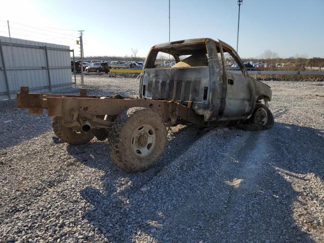 Photo 3 from auction – 2004 CHEVROLET 2500 HD with VIN 1GCHK24U14E400941