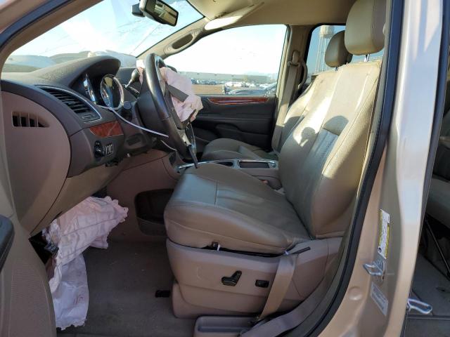 Photo 7 from auction – 2015 CHRYSLER TOWN & COU with VIN 2C4RC1CG2FR525377
