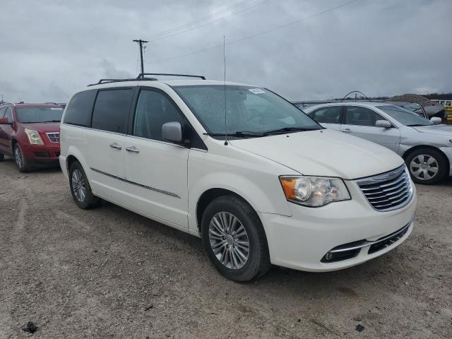 Photo 4 from auction – 2013 CHRYSLER TOWN & COU with VIN 2C4RC1CG3DR585326