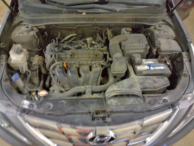 Photo 11 from auction – 2012 HYUNDAI SONATA SE with VIN 5NPEC4AC8CH396165