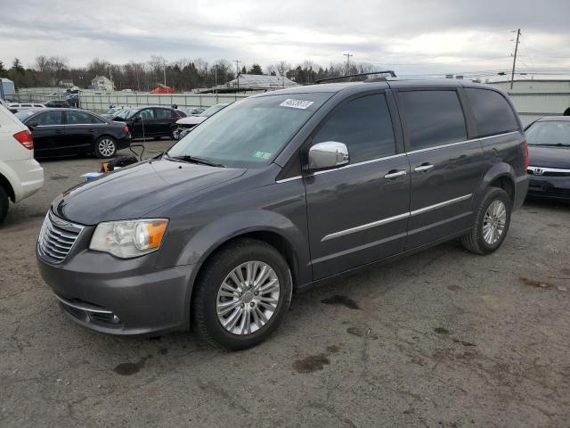 Photo 1 from auction – 2016 CHRYSLER TOWN & COU with VIN 2C4RC1JG1GR261489