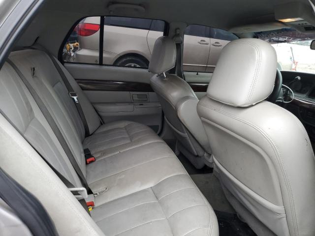 Photo 10 from auction – 2004 MERCURY GRAND MARQ with VIN 2MEFM75WX4X614709