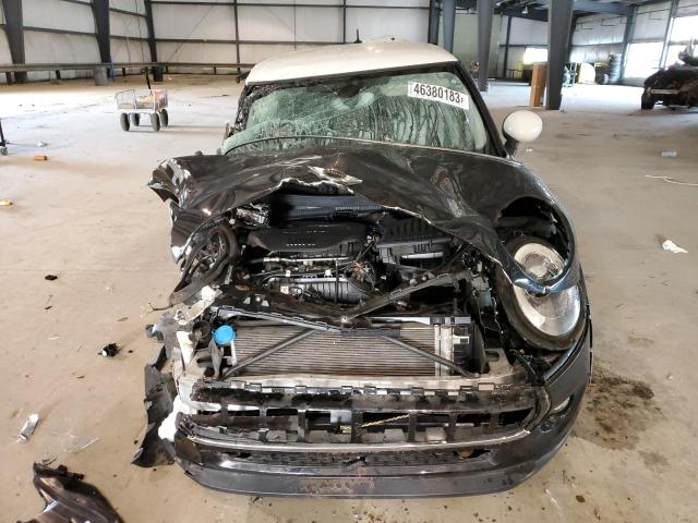 Photo 5 from auction – 2016 MINI COOPER with VIN WMWXP5C57G3B15492