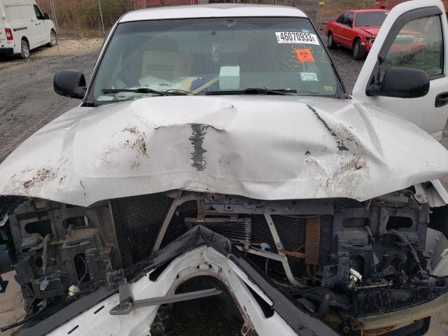 Photo 11 from auction – 2005 CHEVROLET SILVERADO with VIN 1GCEK19Z25Z268882