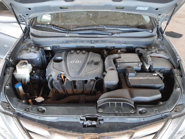 Photo 11 from auction – 2011 HYUNDAI SONATA SE with VIN 5NPEC4ACXBH287818