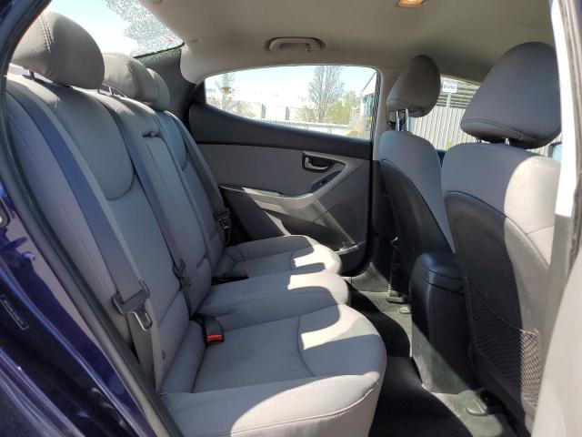 Photo 10 from auction – 2012 HYUNDAI ELANTRA GL with VIN 5NPDH4AE3CH080719