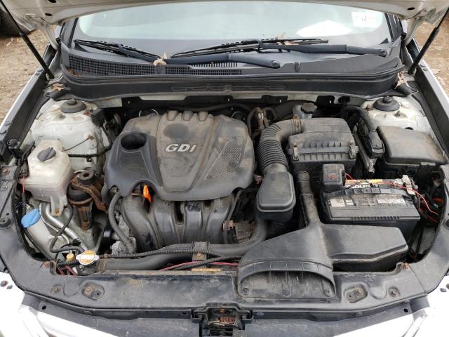 Photo 11 from auction – 2011 HYUNDAI SONATA SE with VIN 5NPEC4AC1BH003721