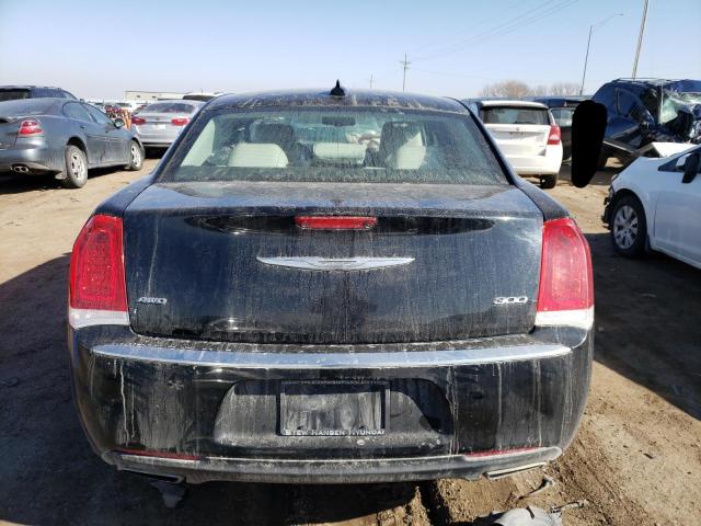 Photo 6 from auction – 2018 CHRYSLER 300 LIMITE with VIN 2C3CCAKG0JH144377