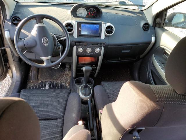 Photo 8 from auction – 2005 TOYOTA SCION XA with VIN JTKKT624850081753