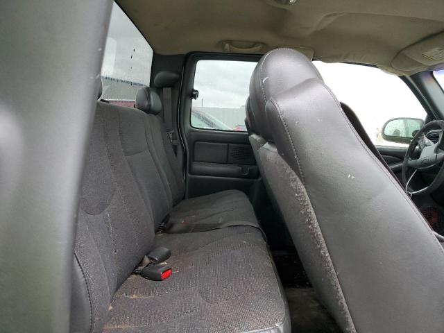Photo 10 from auction – 2003 CHEVROLET SILVERADO with VIN 2GCEC19V031227232