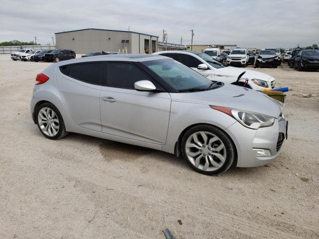 Photo 4 from auction – 2013 HYUNDAI VELOSTER with VIN KMHTC6AD8DU142244