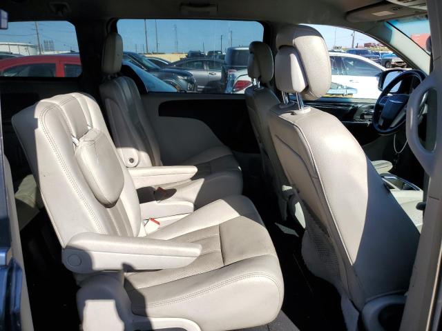 Photo 11 from auction – 2012 CHRYSLER TOWN & COU with VIN 2C4RC1BG9CR327747