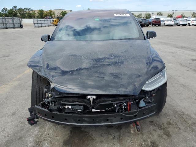 Photo 5 from auction – 2017 TESLA MODEL X with VIN 5YJXCBE23HF046107