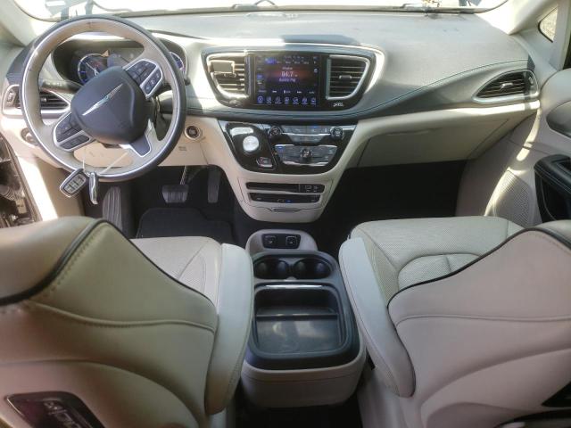 Photo 8 from auction – 2017 CHRYSLER PACIFICA E with VIN 2C4RC1N72HR655143