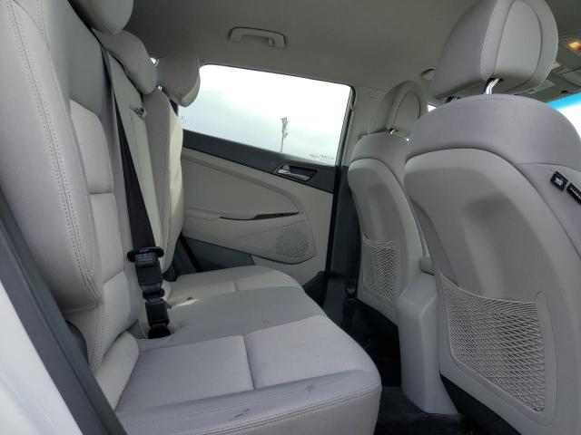 Photo 11 from auction – 2017 HYUNDAI TUCSON LIM with VIN KM8J3CA45HU550390
