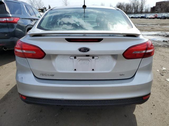 Photo 6 from auction – 2015 FORD FOCUS SE with VIN 1FADP3F21FL303843
