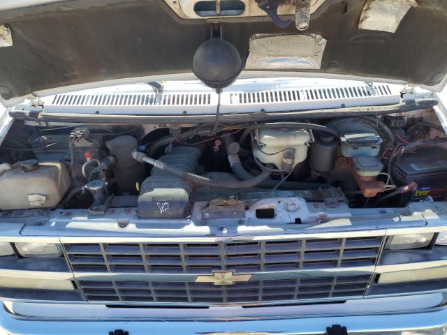 Photo 12 from auction – 1993 CHEVROLET G20 with VIN 1GBEG25K7PF340197
