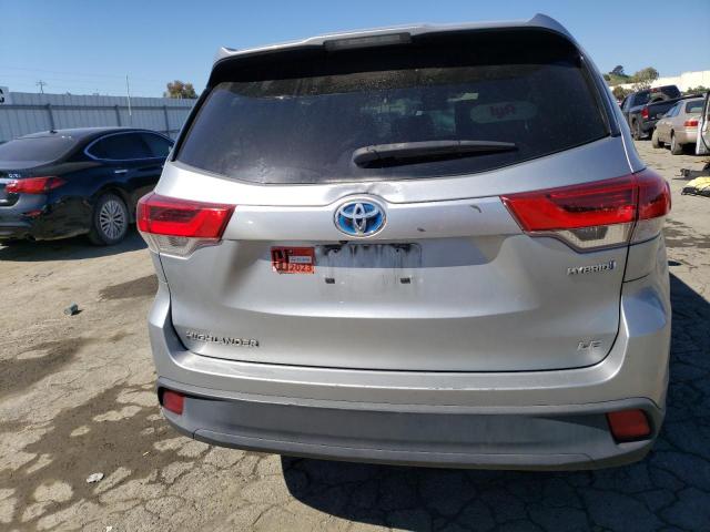 Photo 6 from auction – 2017 TOYOTA HIGHLANDER with VIN 5TDBGRFH9HS033609