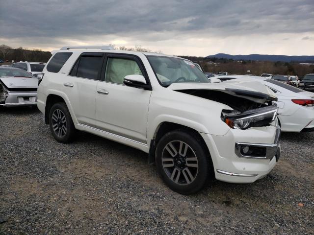 Photo 4 from auction – 2018 TOYOTA 4RUNNER SR with VIN JTEBU5JR5J5584144