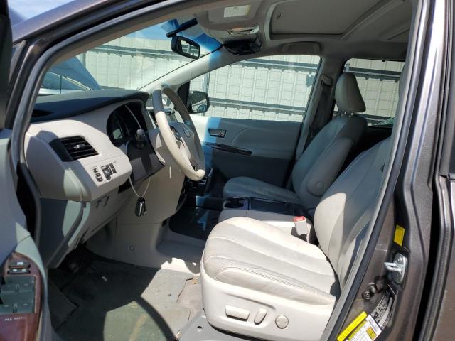 Photo 7 from auction – 2011 TOYOTA SIENNA XLE with VIN 5TDYK3DC2BS066486
