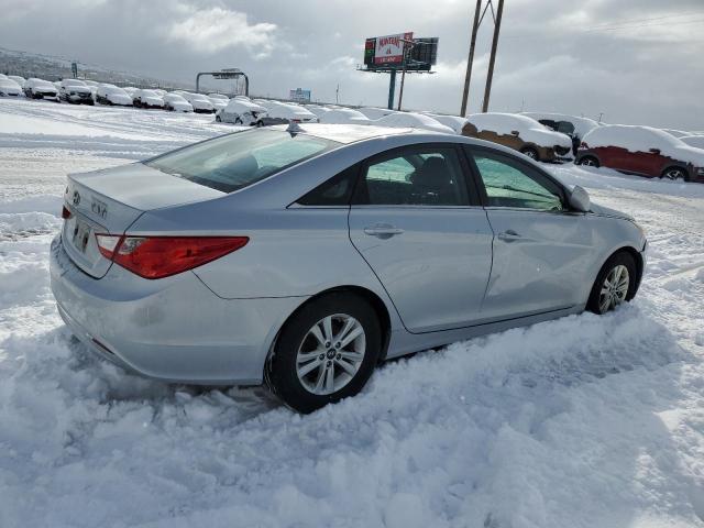 Photo 3 from auction – 2012 HYUNDAI SONATA GLS with VIN 5NPEB4AC5CH414429
