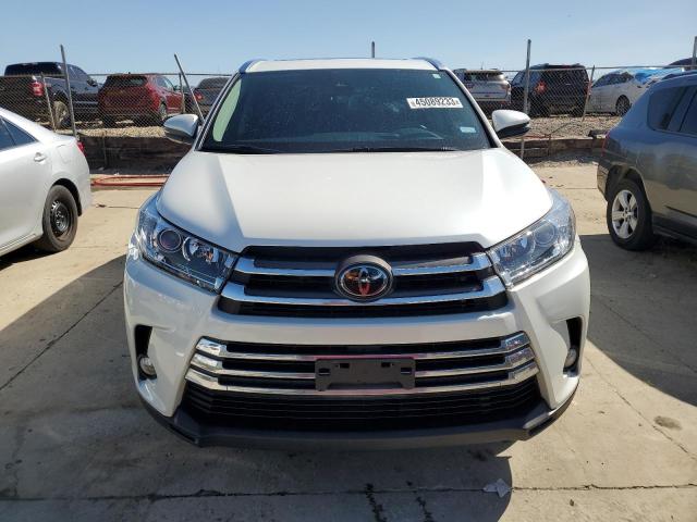 Photo 5 from auction – 2018 TOYOTA HIGHLANDER with VIN 5TDYZRFH8JS282056