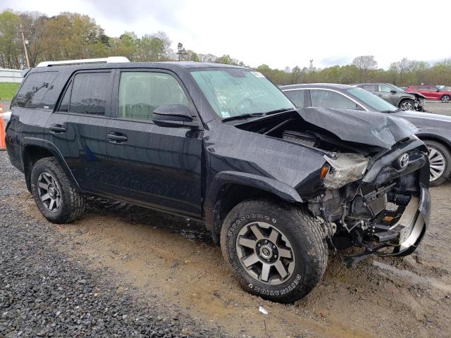 Photo 4 from auction – 2015 TOYOTA 4RUNNER SR with VIN JTEBU5JR5F5225643